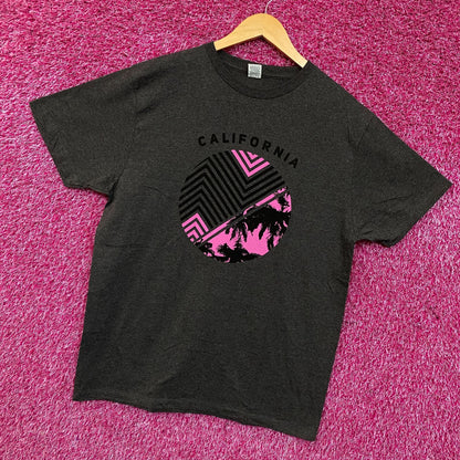 California Retrowave Graphic T-Shirt Large