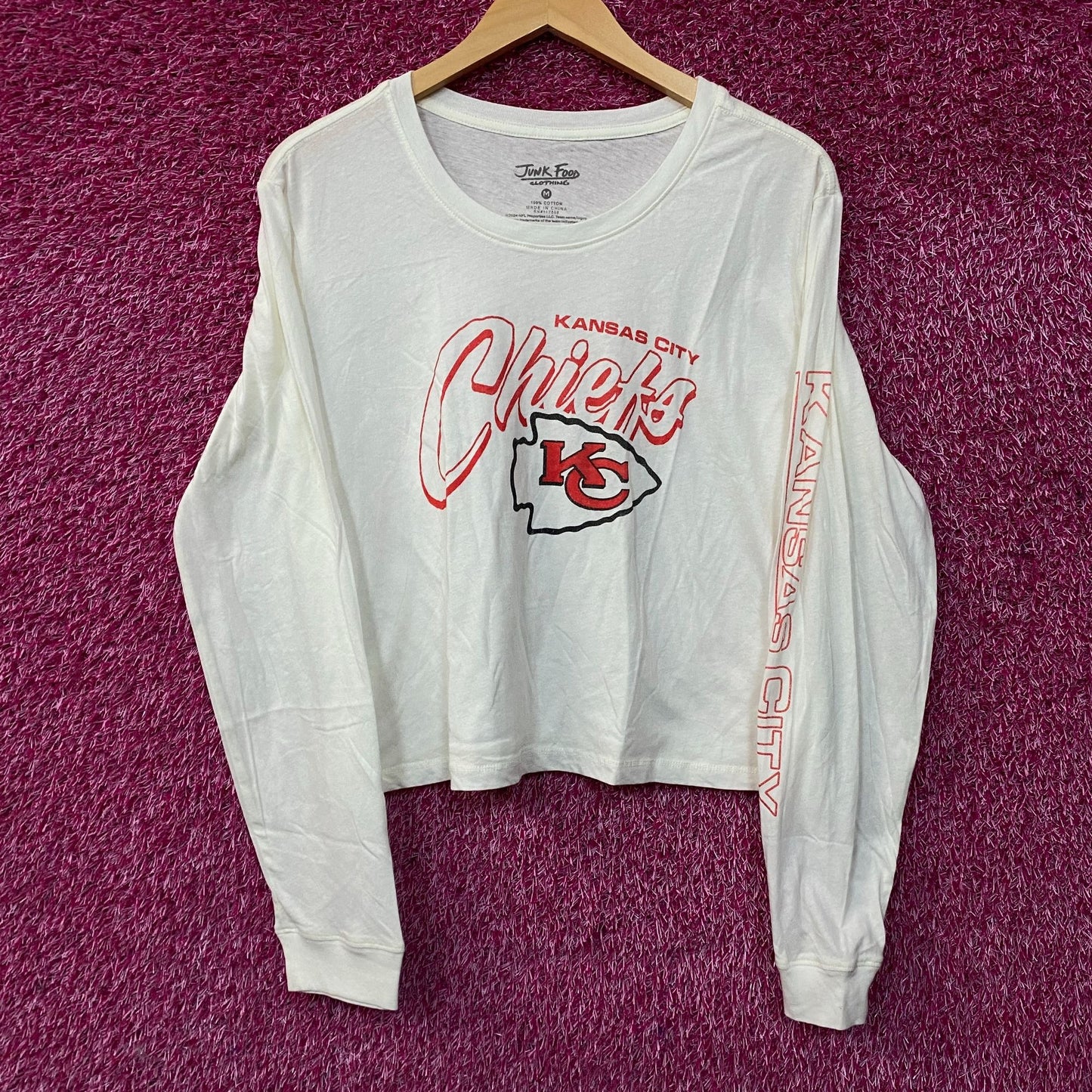 Junk Food NFL Kansas City Chiefs Long Sleeve Cropped T-Shirt Medium