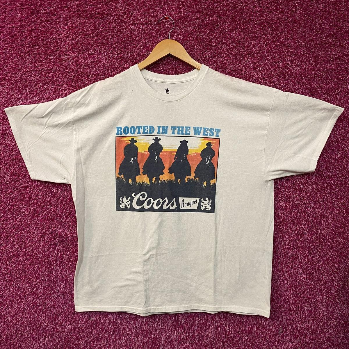Coors Banquet Rooted in the West Vintage Style Tee Medium