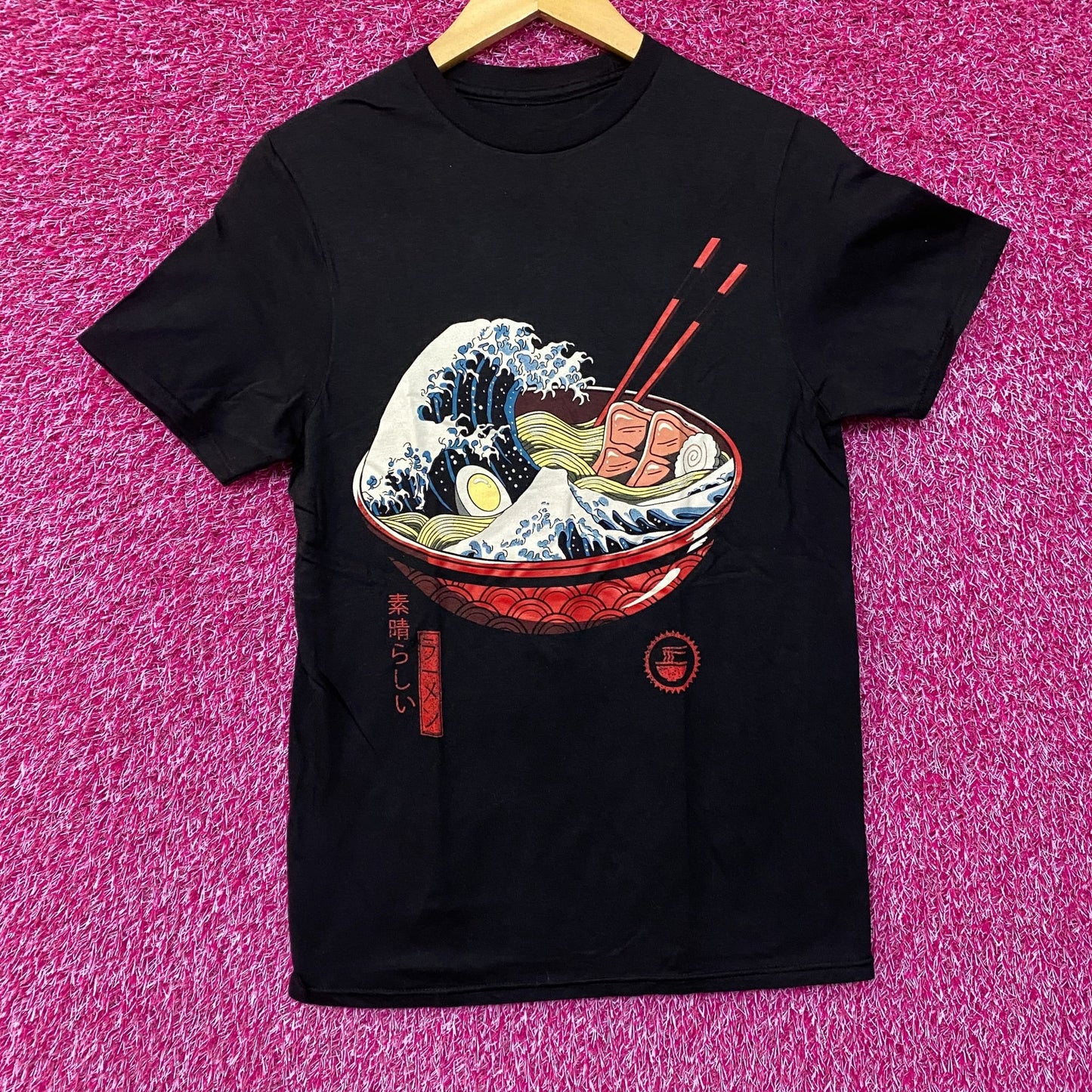 Threadless The Great Ramen Monster Wave of Kanagawa T-Shirt Small