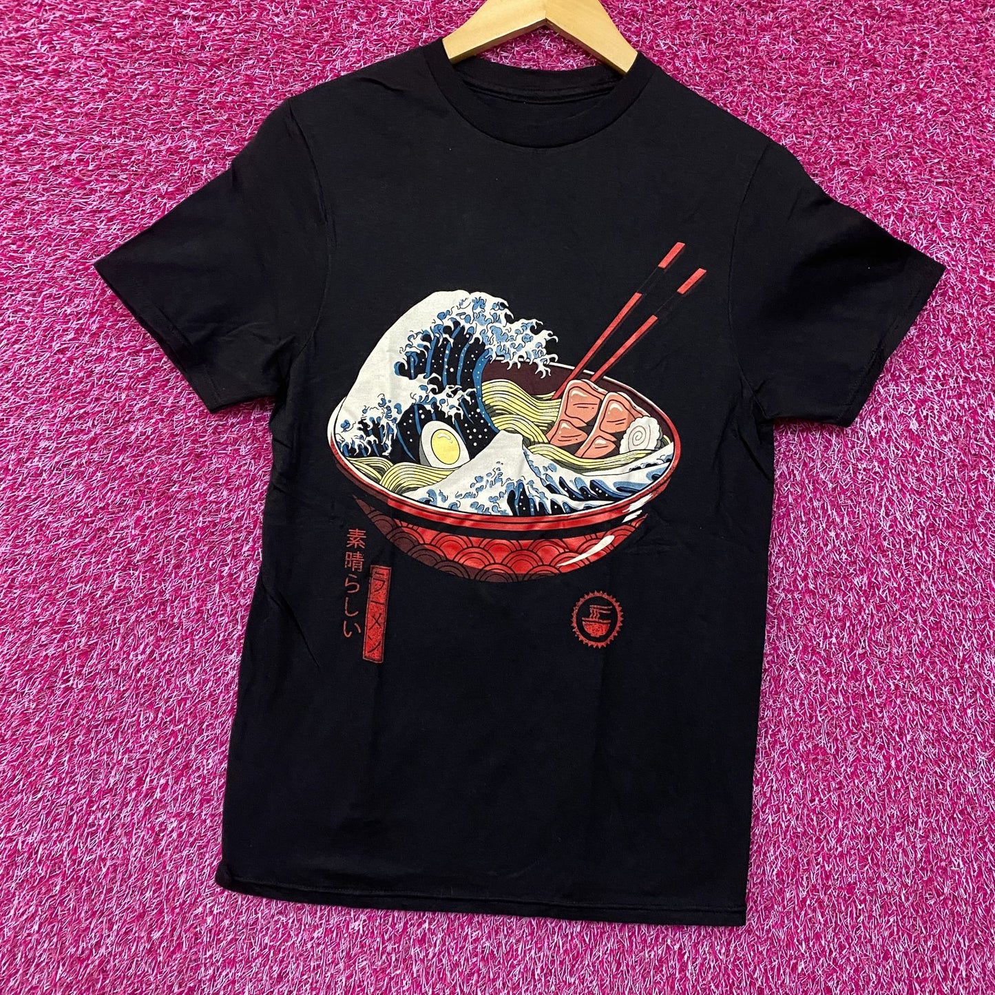Threadless The Great Ramen Monster Wave of Kanagawa T-Shirt Small