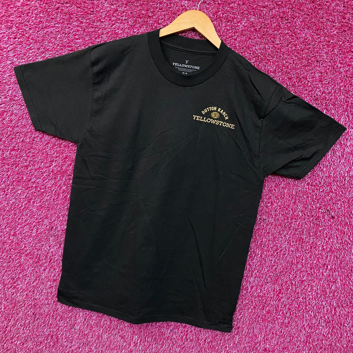 Yellowstone Dutton Ranch "So Wild" Graphic T-Shirt Medium