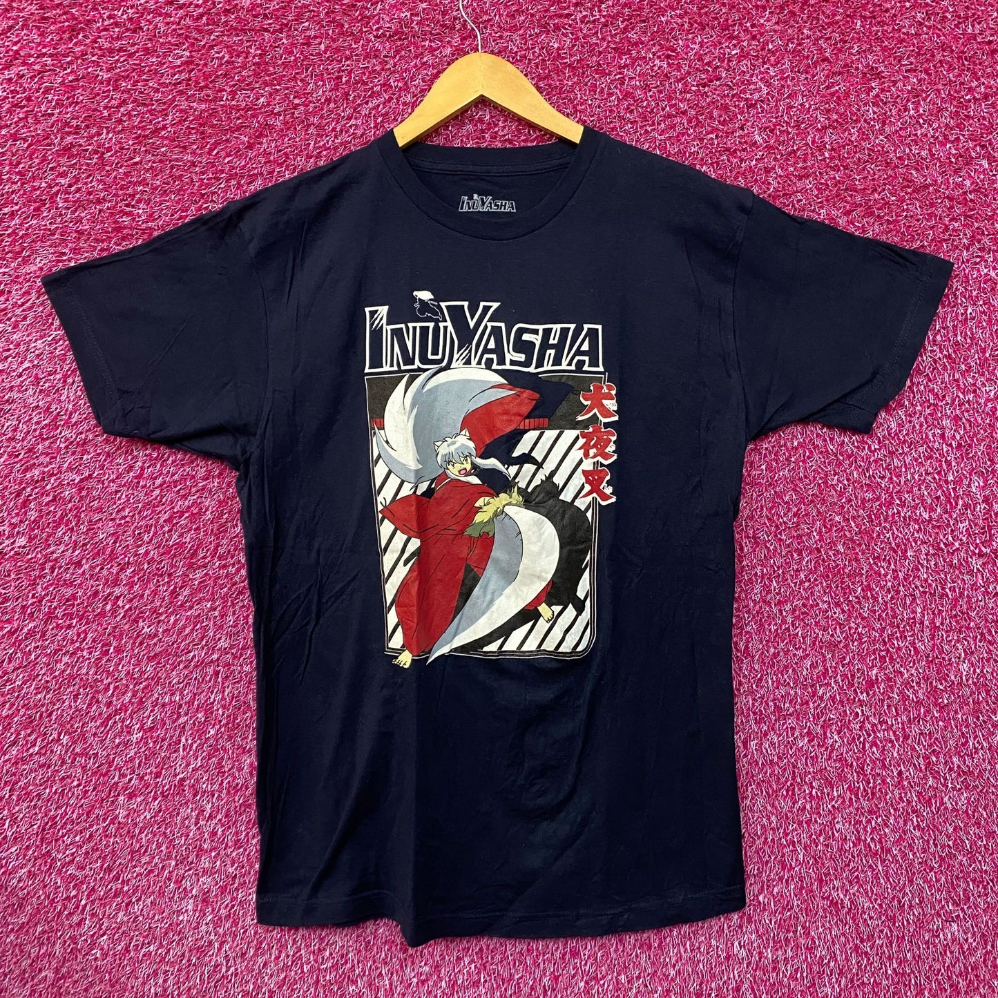 InuYasha the Demon Dog Tessaiga the Wind Scar Anime Tee L