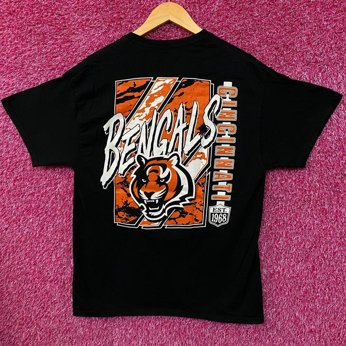Junk Food Clothing NFL Cincinnati Bengals Shift T-Shirt Medium
