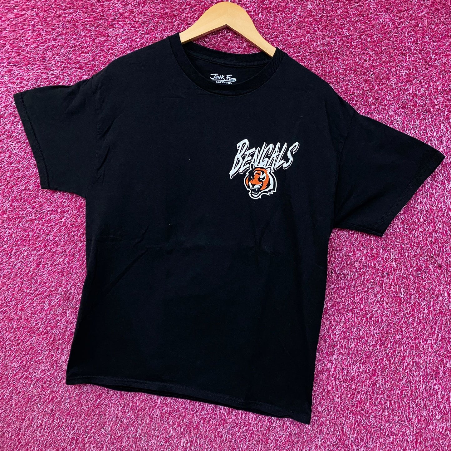 Junk Food Clothing NFL Cincinnati Bengals Shift T-Shirt Medium