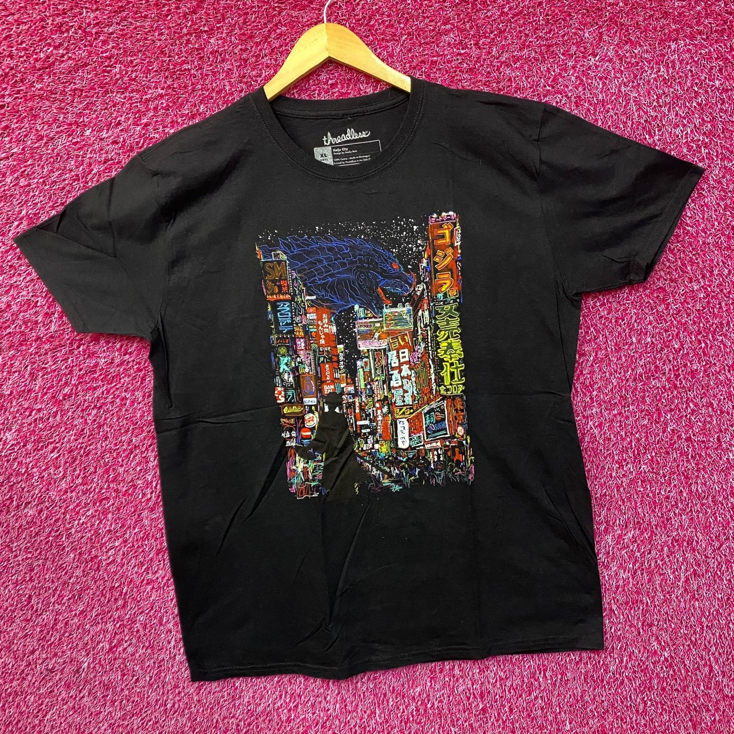 Threadless Godzilla Kaiju City Graphic  Design T-Shirt Size XL