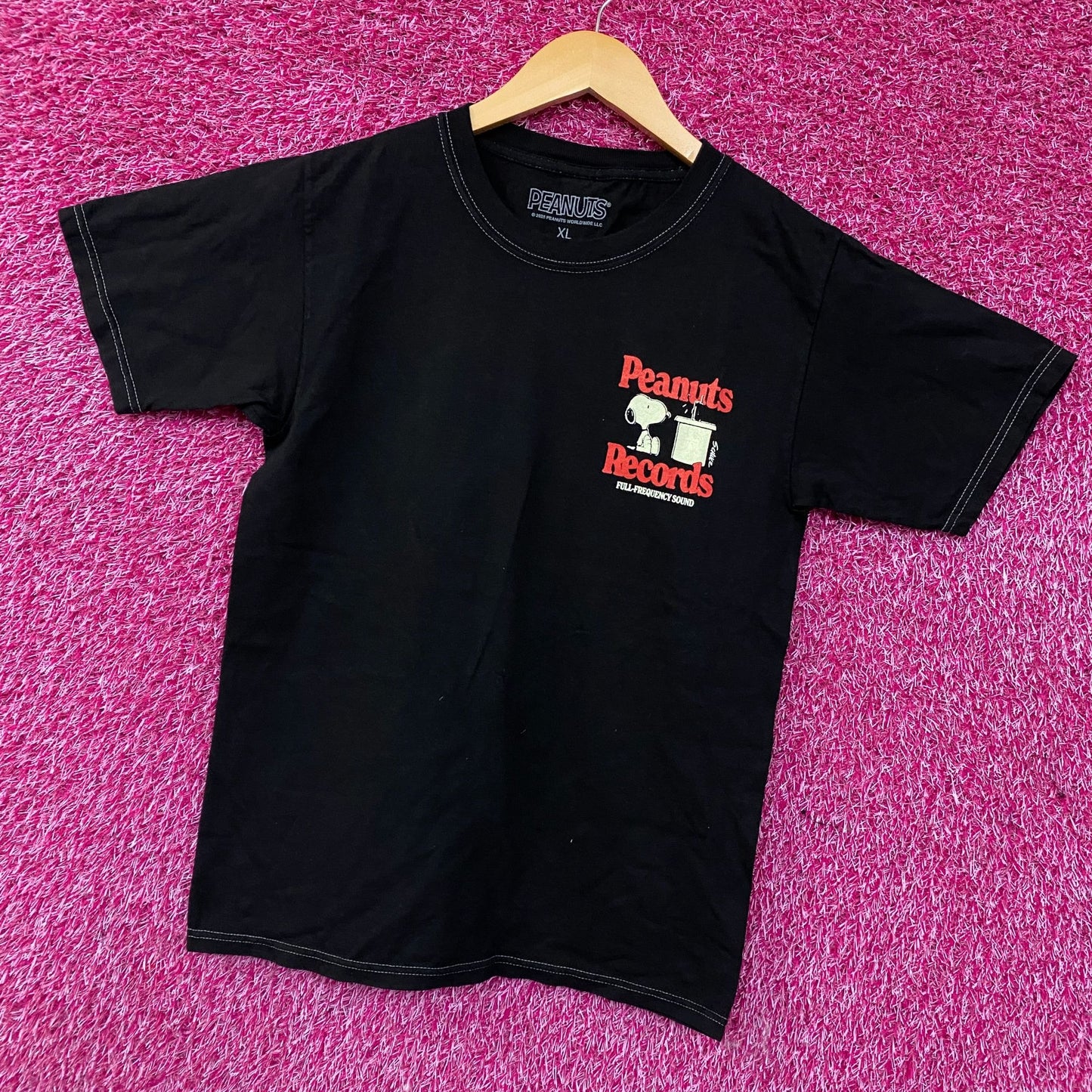 Peanuts Records Full-Frequency Sound Graphic T-Shirt XL