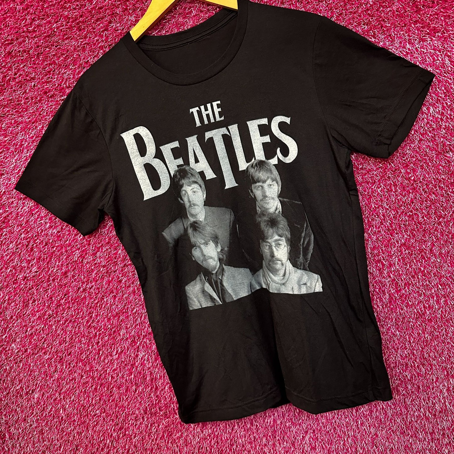 The Beatles retro music Tshirt size Medium