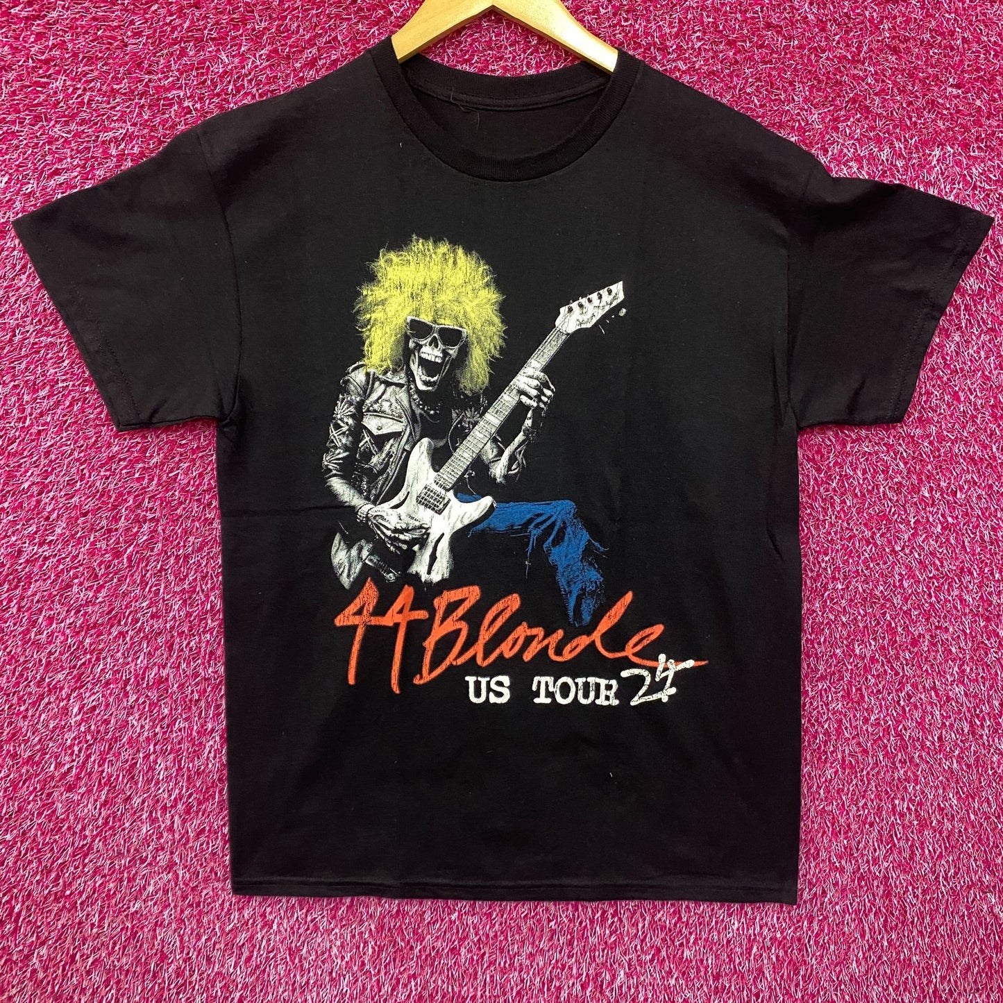 44 Blonde US Tour 2024 T-Shirt Medium
