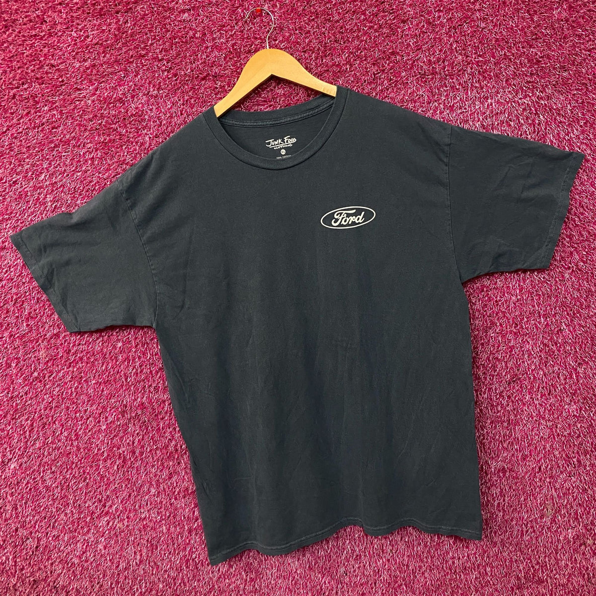 Junk Food Clothing Ford F-150 "High Tech Hauler" 4x4 Graphic T-Shirt XL