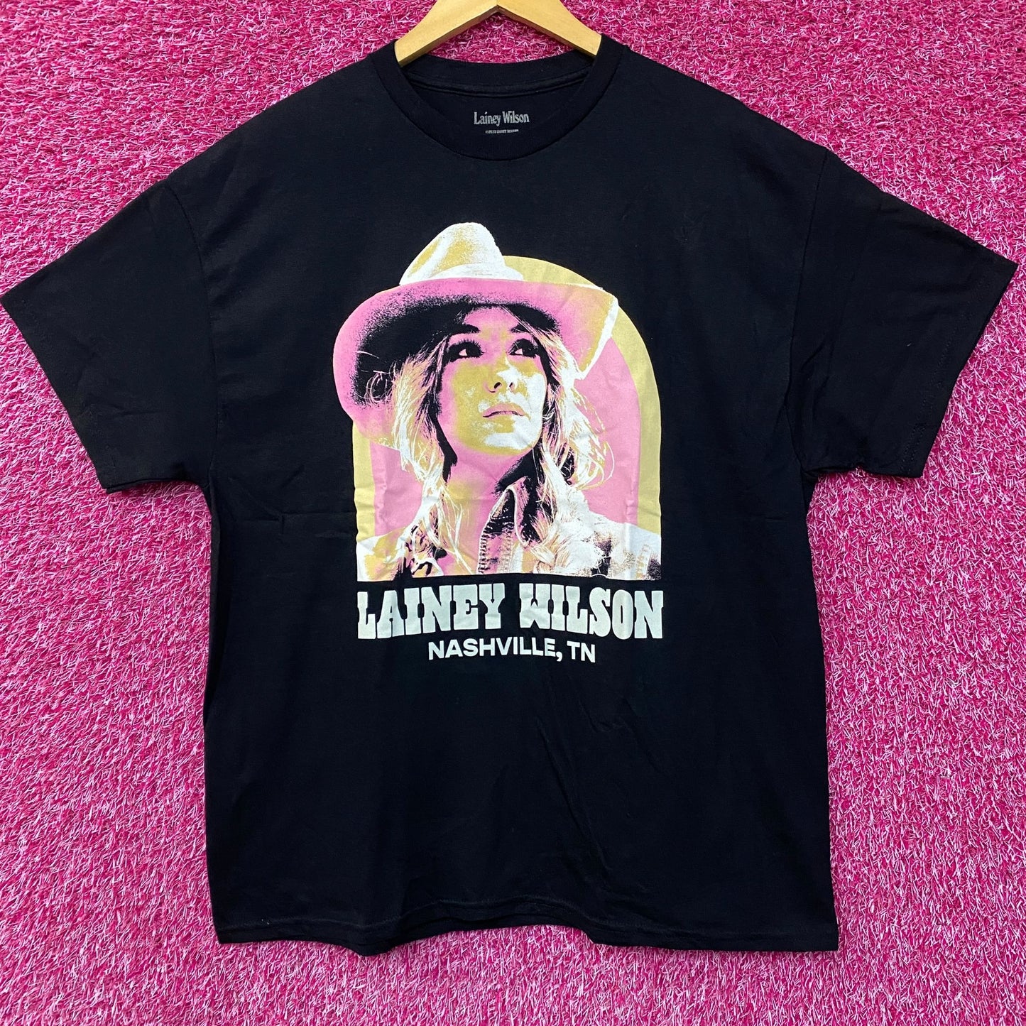 Lainey Wilson Nashville TN Graphic T-Shirt XL