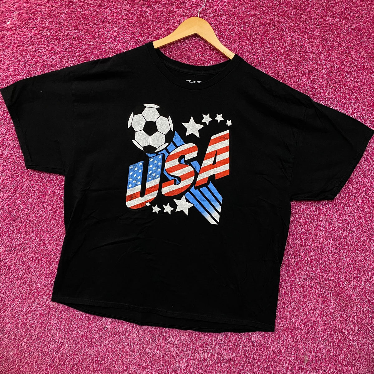 Junk Food Clothing USA Soccer Black tshirt size 2XL