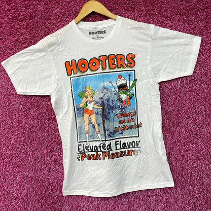 Hooters Elevated Flavor Peak Pleasures T-Shirt Medium