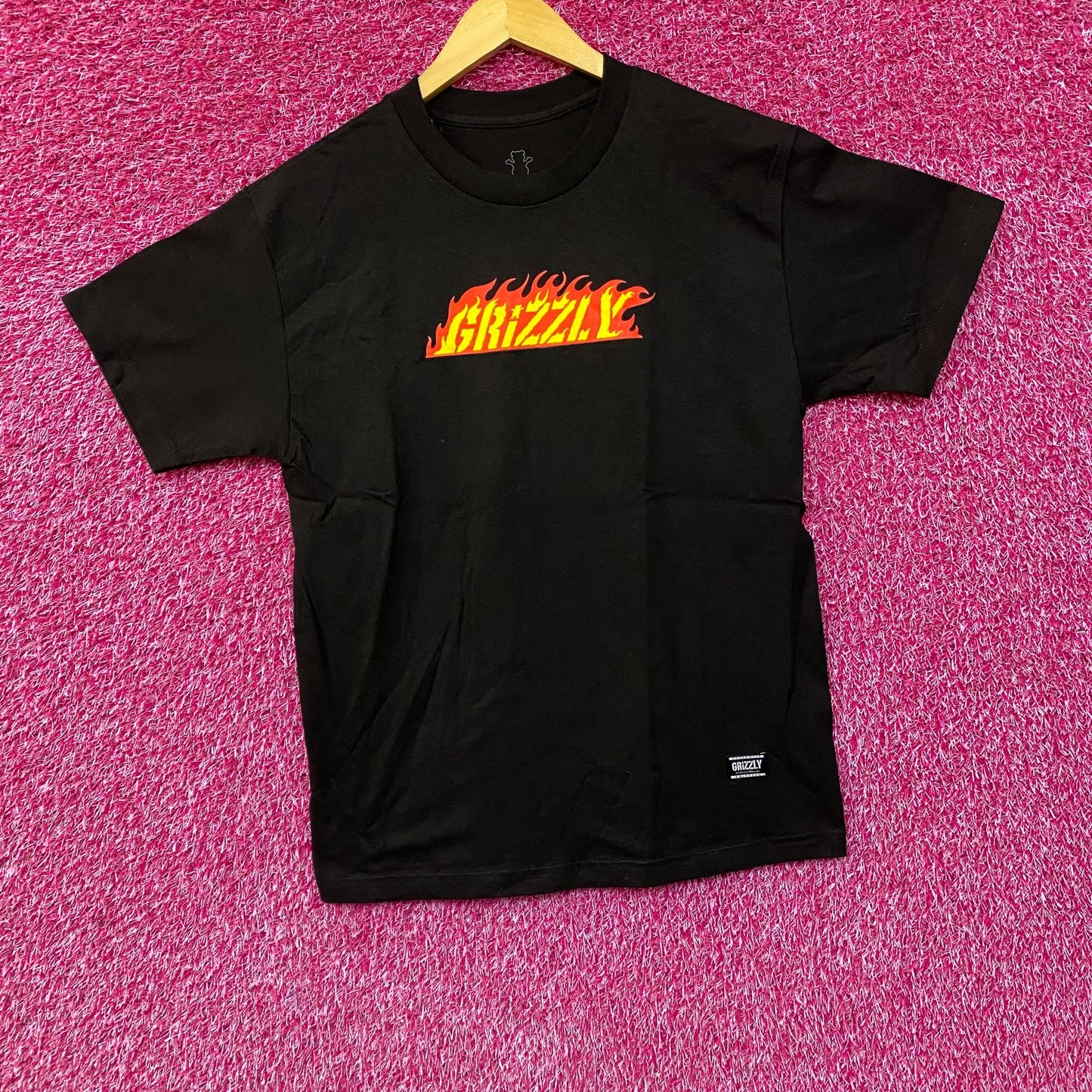 Grizzly Griptape Hot Rod Flames T-Shirt Medium.