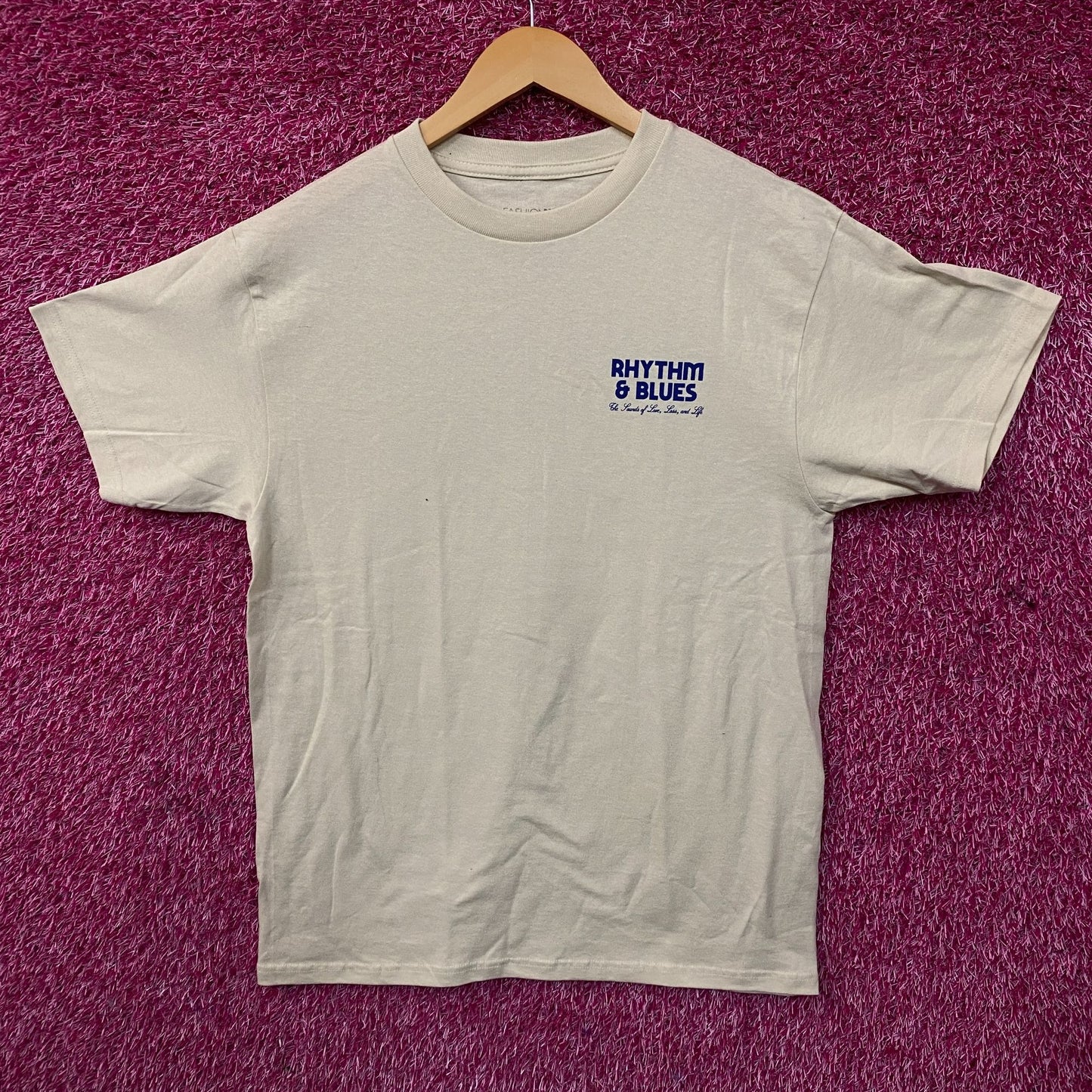 Fashion Nova Rhythm & Blues Short Sleeve Tee Medium