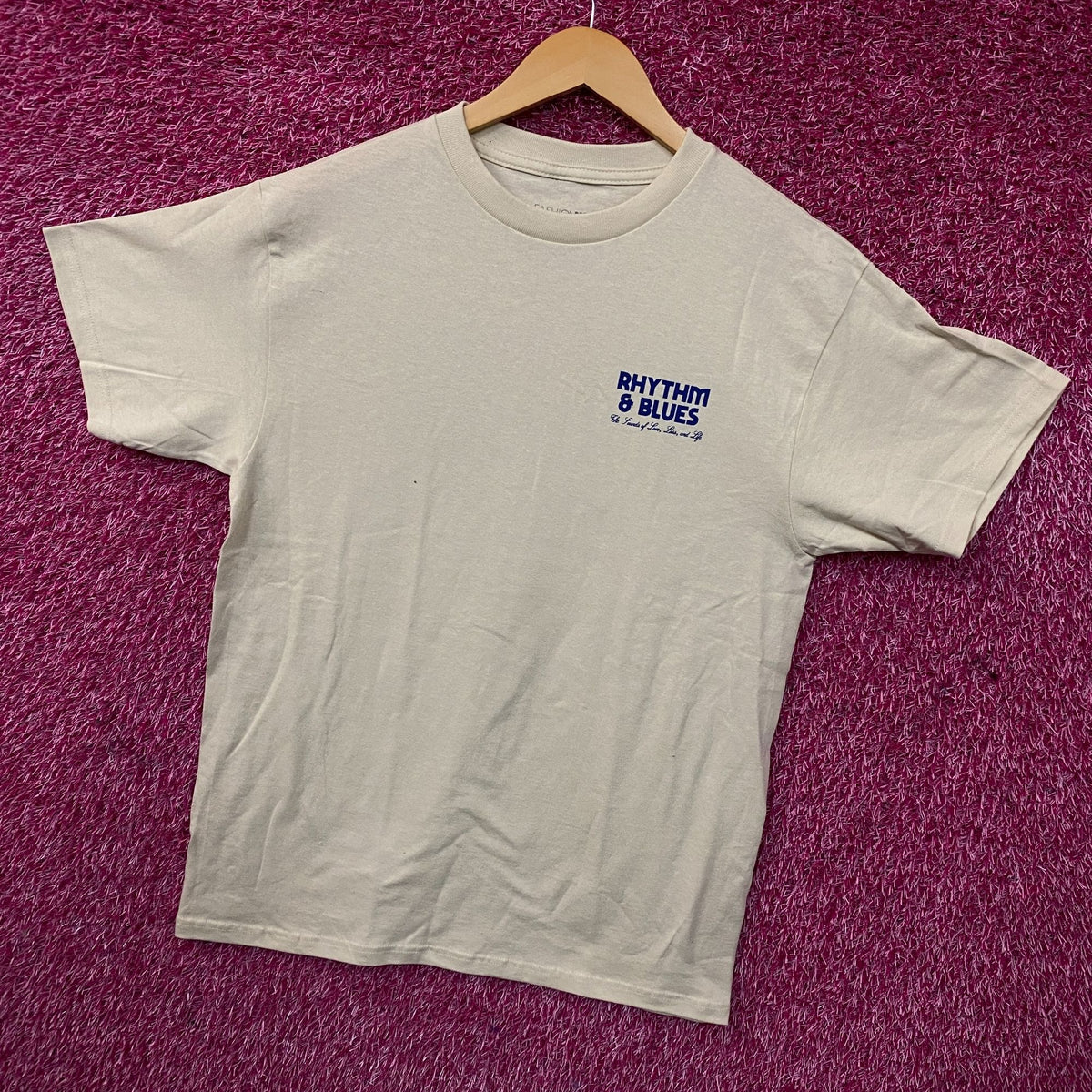 Fashion Nova Rhythm & Blues Short Sleeve Tee Medium