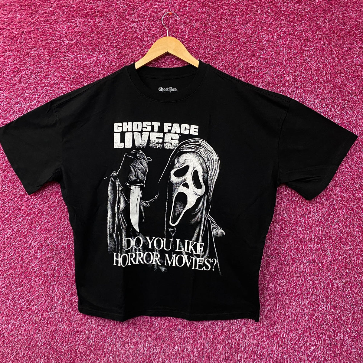 Ghost Face Lives Horror Tshirt size Medium