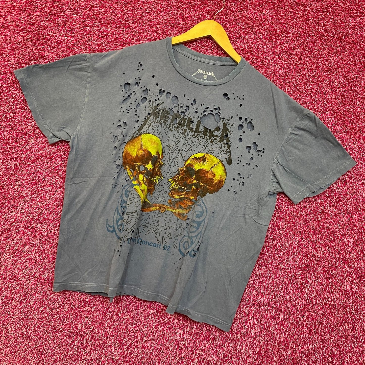 Metallica Live in Concert 92 Distressed Heavy Metal Tee O/S