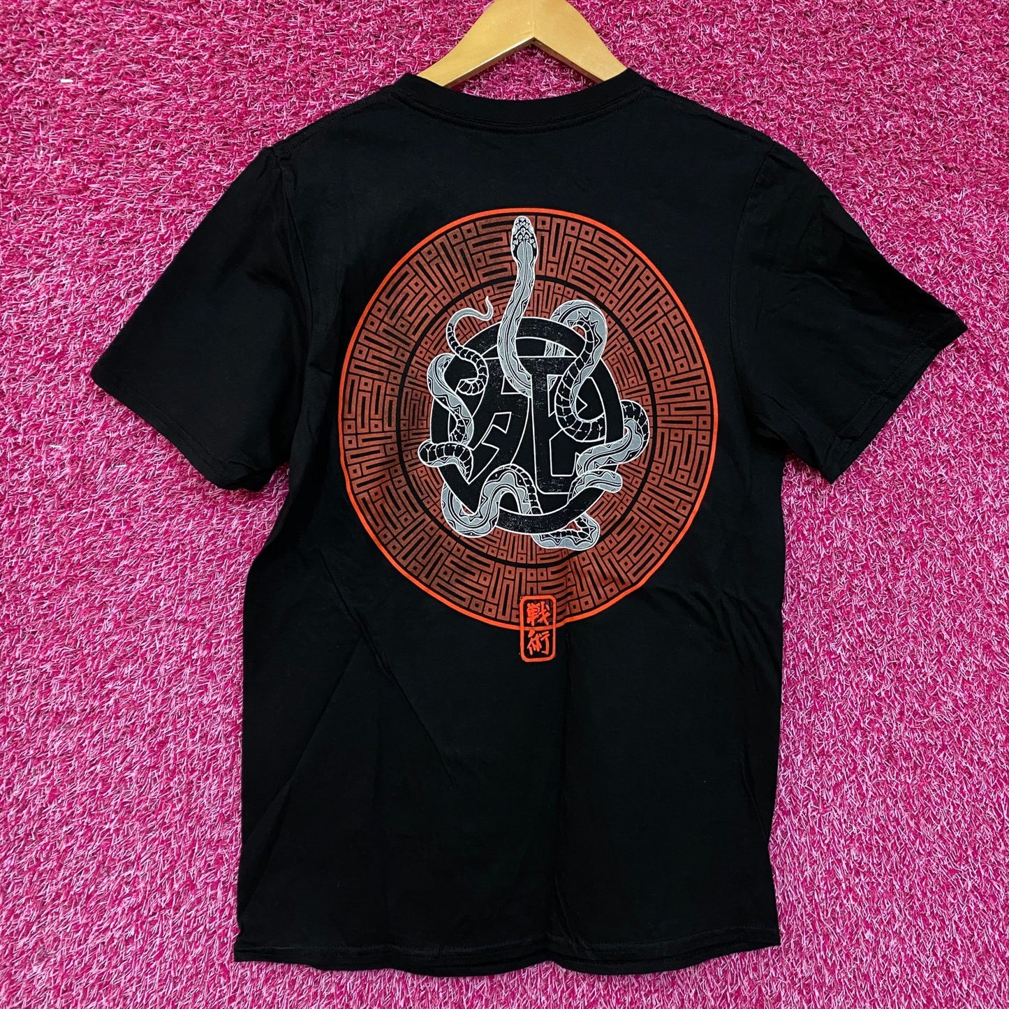 Iron Maiden Senjutsu Cover Rock tshirt size Small