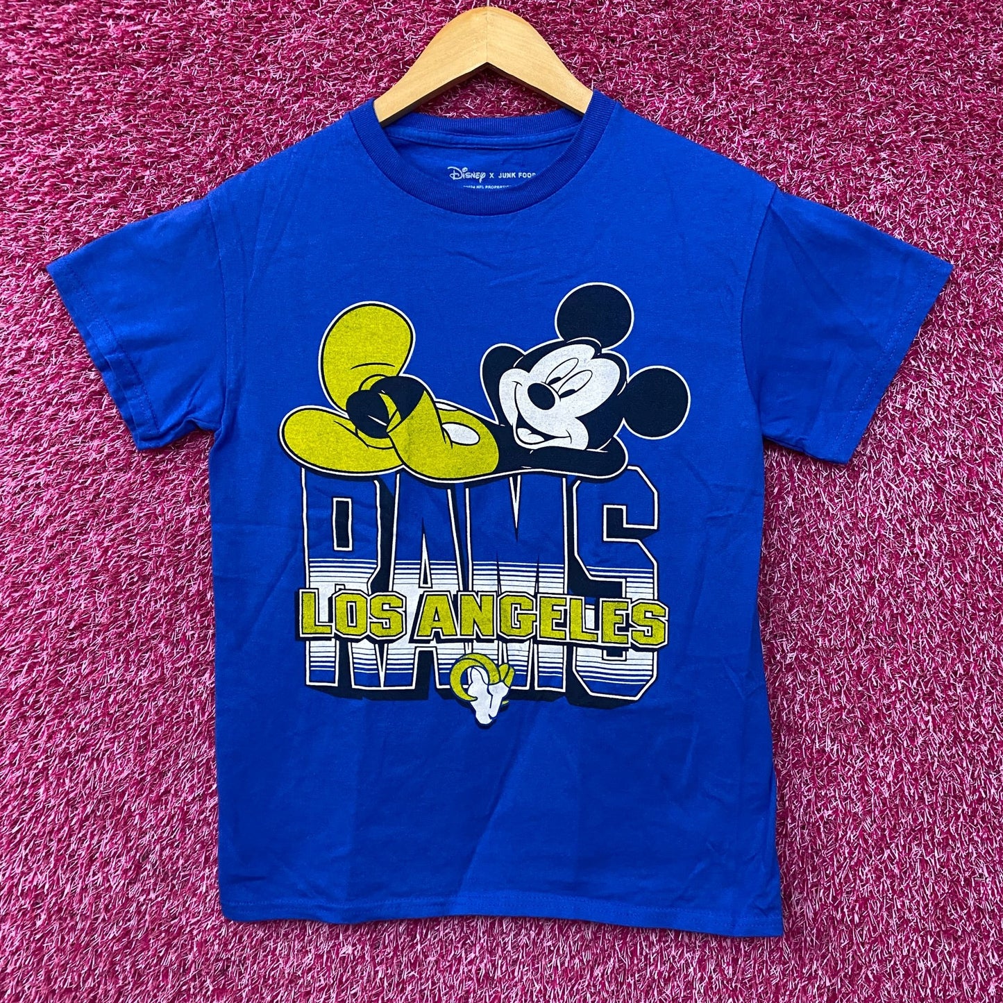 Junk Food x NFL DInsey Mickey Mouse Kick Back Los Angeles Rams T-Shirt XS