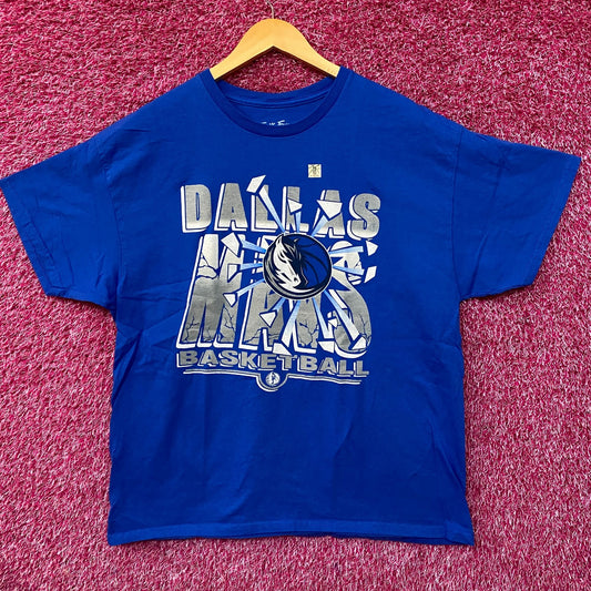Junk Food Dallas Mavericks Break Through Basketball T-Shirt Large