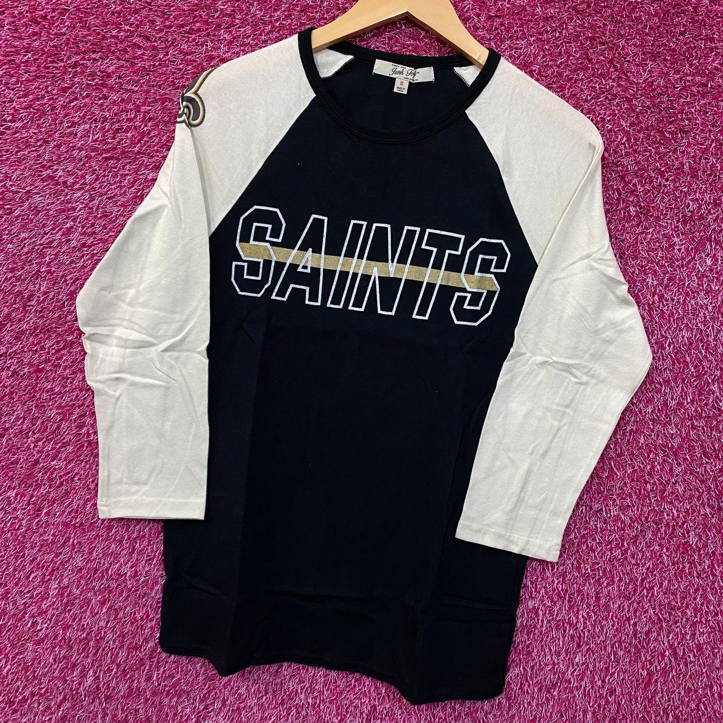 Junk Food New Orleans Saints 3/4 Sleeve Graphic Small