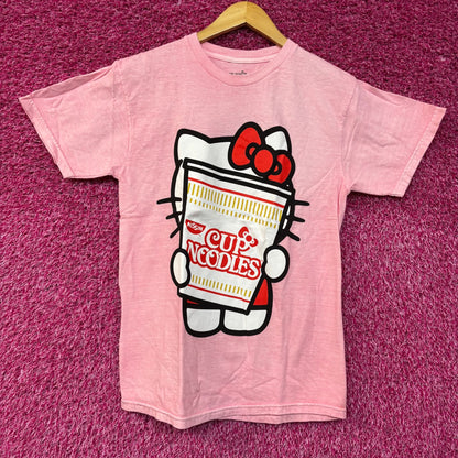 Sanrio Hello Kitty x Nissin Cup Noodles Pink T-Shirt Small