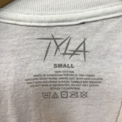 Tyla We Wanna Party Album Poster T-Shirt Small