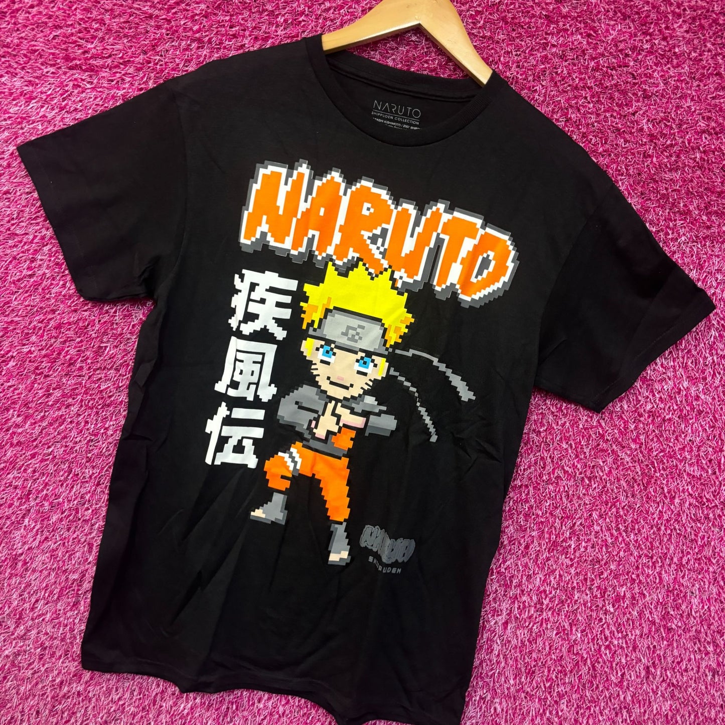 Naruto Shippuden 8-Bit Anime tshirt size medium