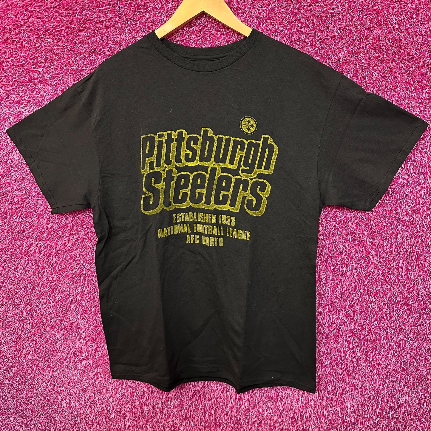 Pittsburgh Steelers NFL Franchise Est 1933  Tailgate Tee L