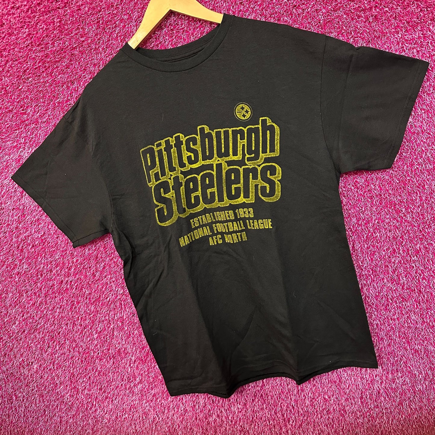 Pittsburgh Steelers NFL Franchise Est 1933  Tailgate Tee L
