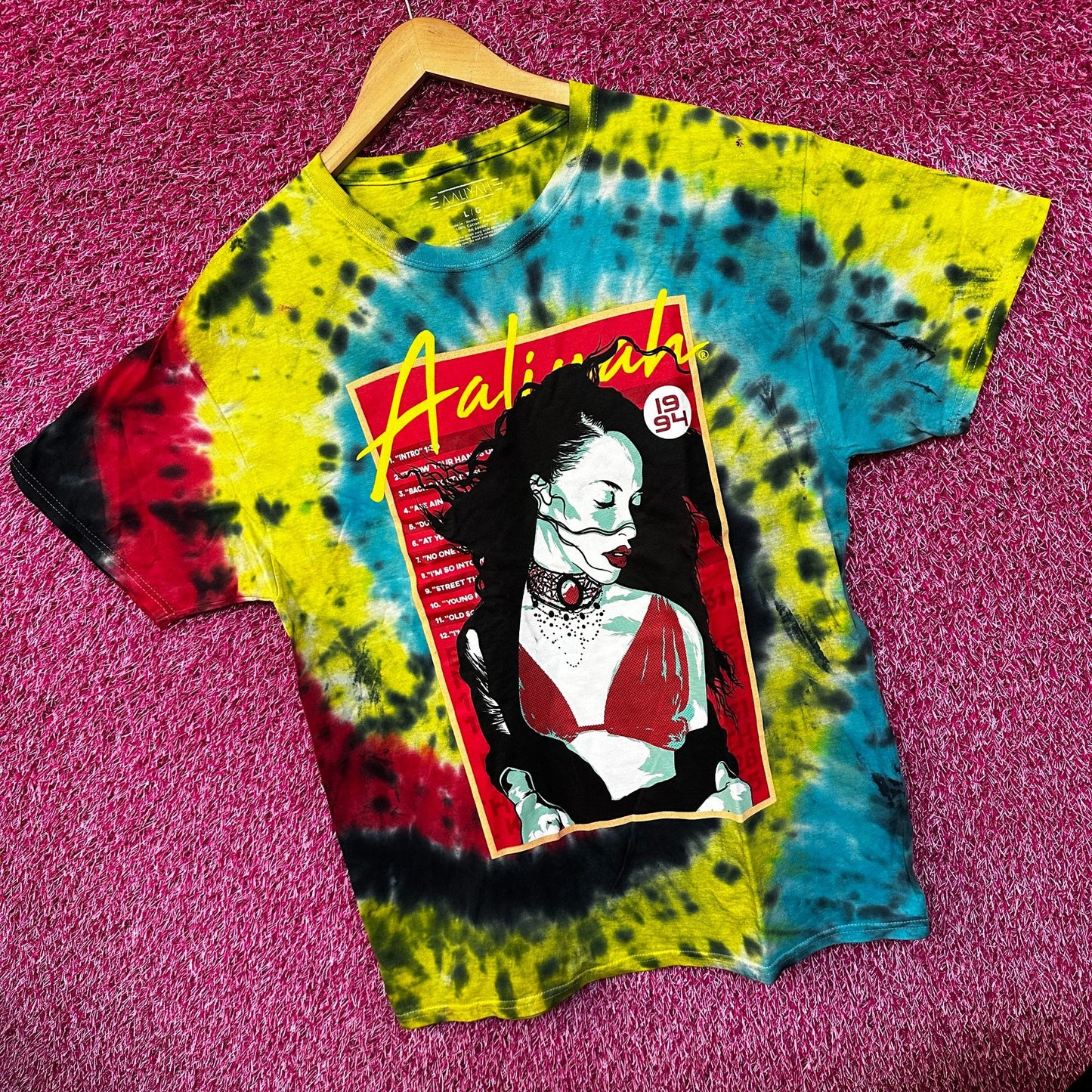 Aaliyah Green Blue Queen of Rnb Tie Dye Tshirt size Large