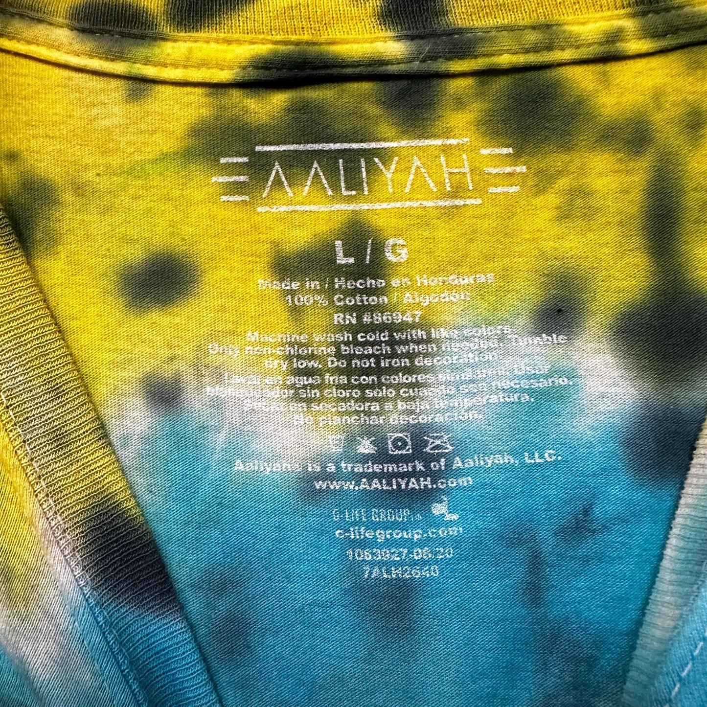 Aaliyah Green Blue Queen of Rnb Tie Dye Tshirt size Large