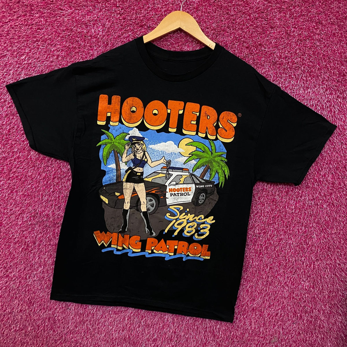 Hooters "Wing Patrol" Since 1983 T-Shirt Large