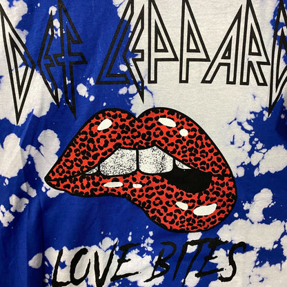 Def Leppard Love Bites Hysteria Graphic Tie Dye T-Shirt Medium
