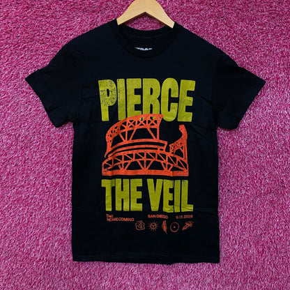 Pierce The Veil Homecoming Petco Park Graphic T-Shirt Small