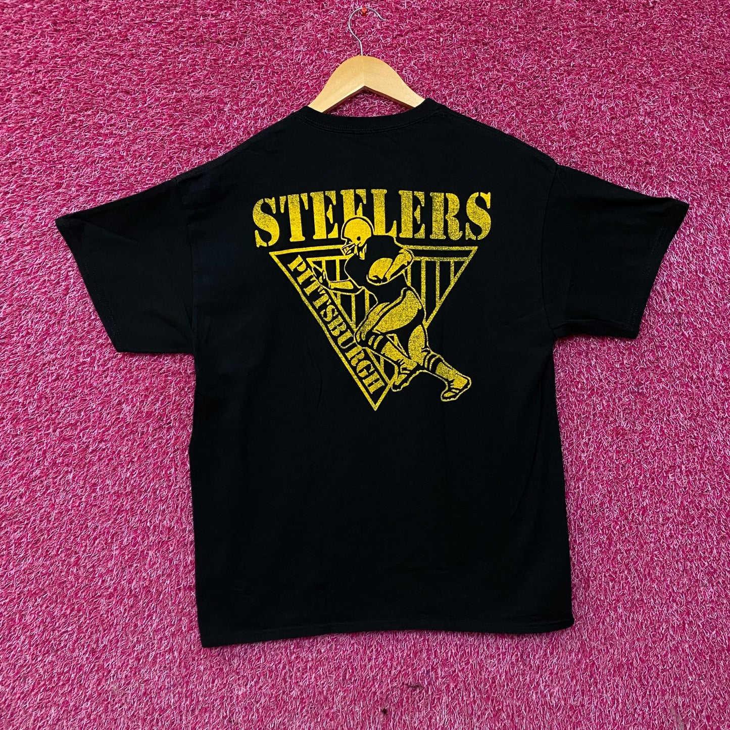Junk Food Clothing Pittsburgh Steelers Graphic T-Shirt Medium