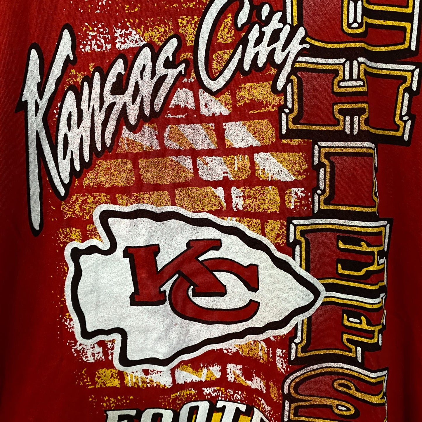 Junk Food Clothing Women's Kansas City Chiefs Logo T-Shirt Medium