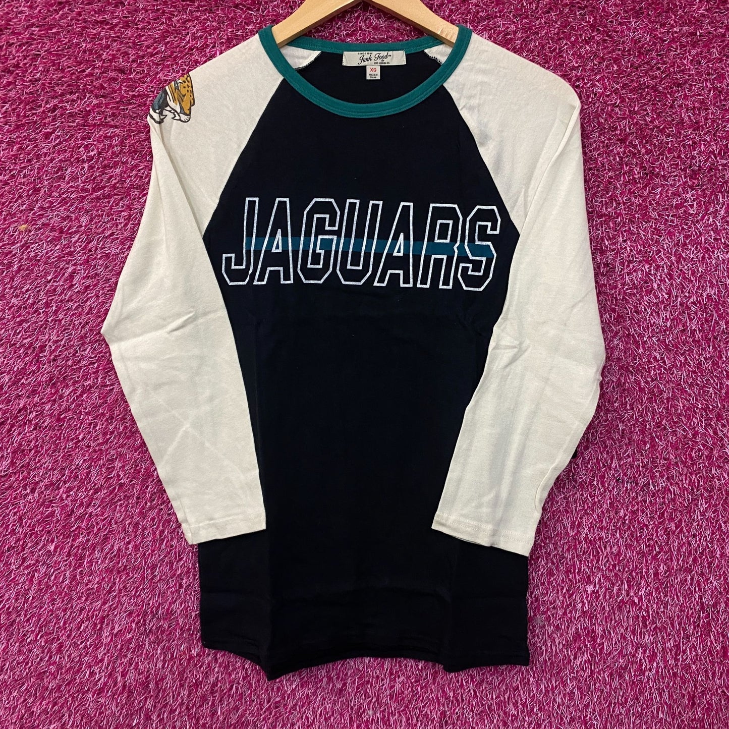 Junk Food NFL Jacksonville Jaguars 3/4 Long Sleeve Raglan T-Shirt XS