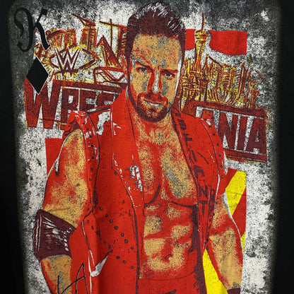 WWE LA Knight WrestleMania Card Graphic T-Shirt Medium