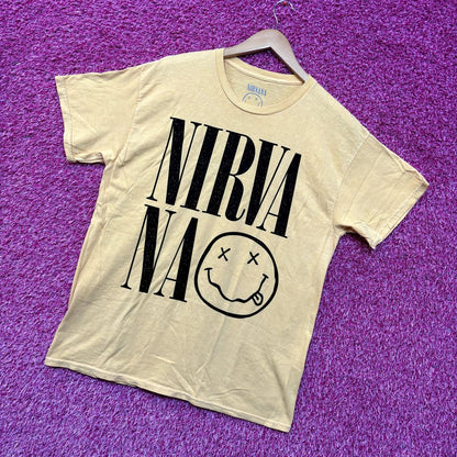Nirvana Spell-Out Nevermind Smiley Face Grunge Tee L
