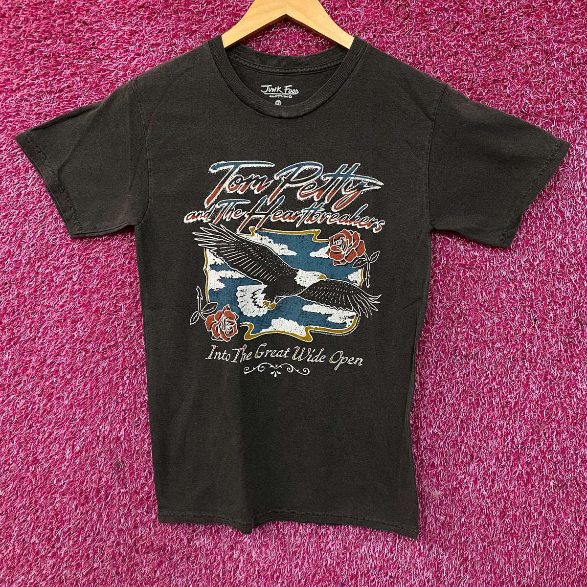 Junk Food Clothing Tom Petty Eagle and The Heartbreakers Rock Band T-Shirt XS