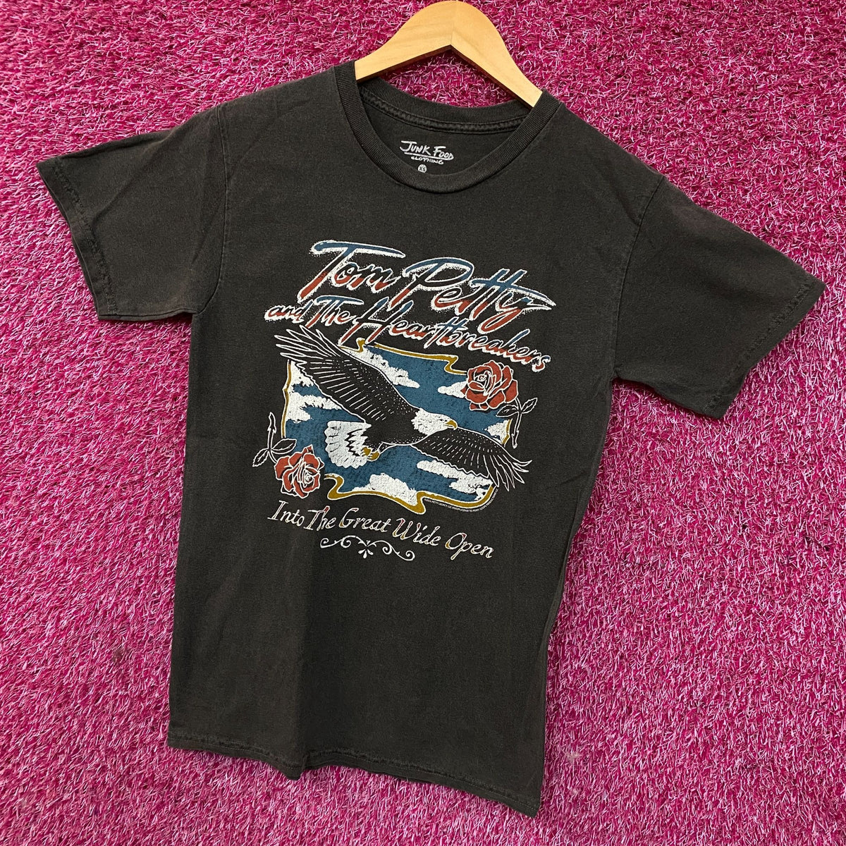 Junk Food Clothing Tom Petty Eagle and The Heartbreakers Rock Band T-Shirt XS