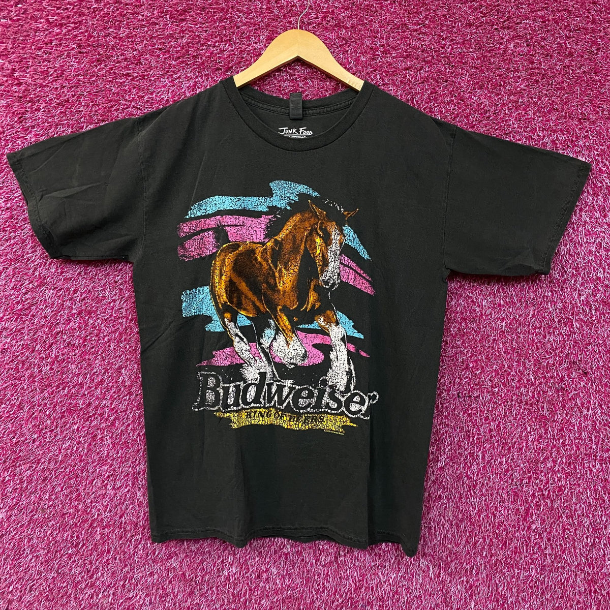 Junk Food Brand Budweiser Clydesdale Graphic T-Shirt Medium