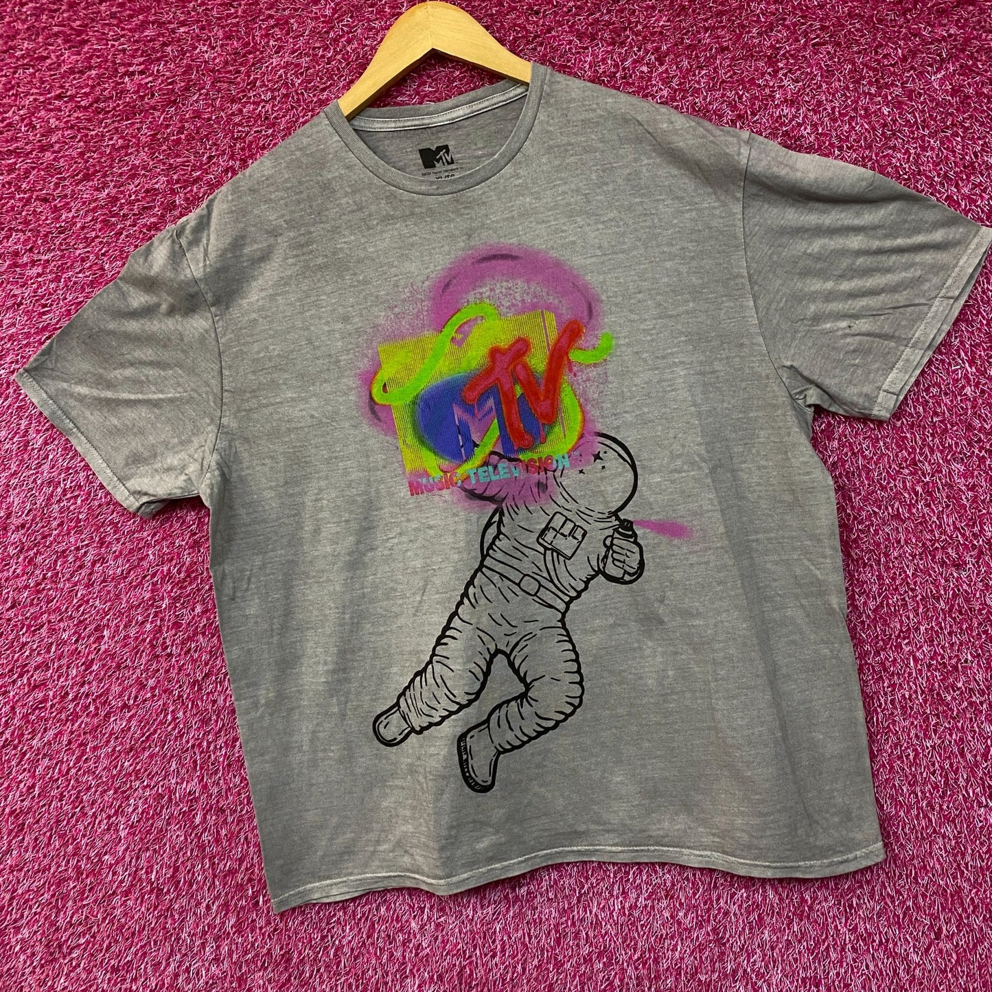 MTV Astronaut Moon Man Trophy Poster T-Shirt XL