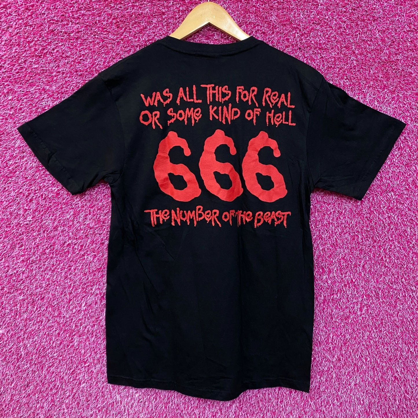 Iron Maiden Number Of the Beast Rock Tshirt size Medium