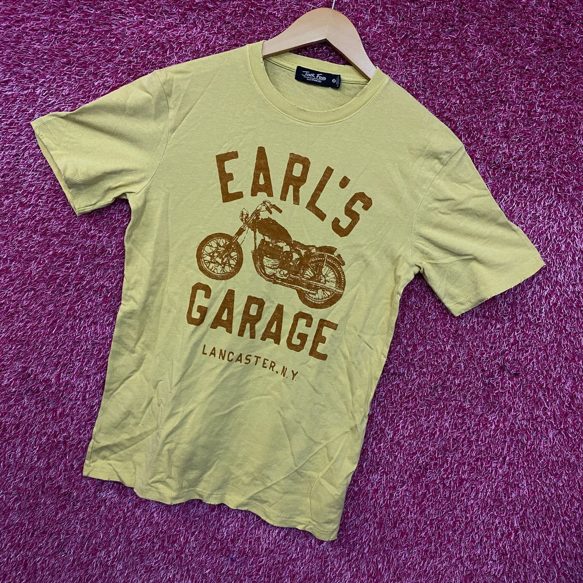 Junk Food Clothing Earl's Garage Women's Retro Style T-Shirt XS