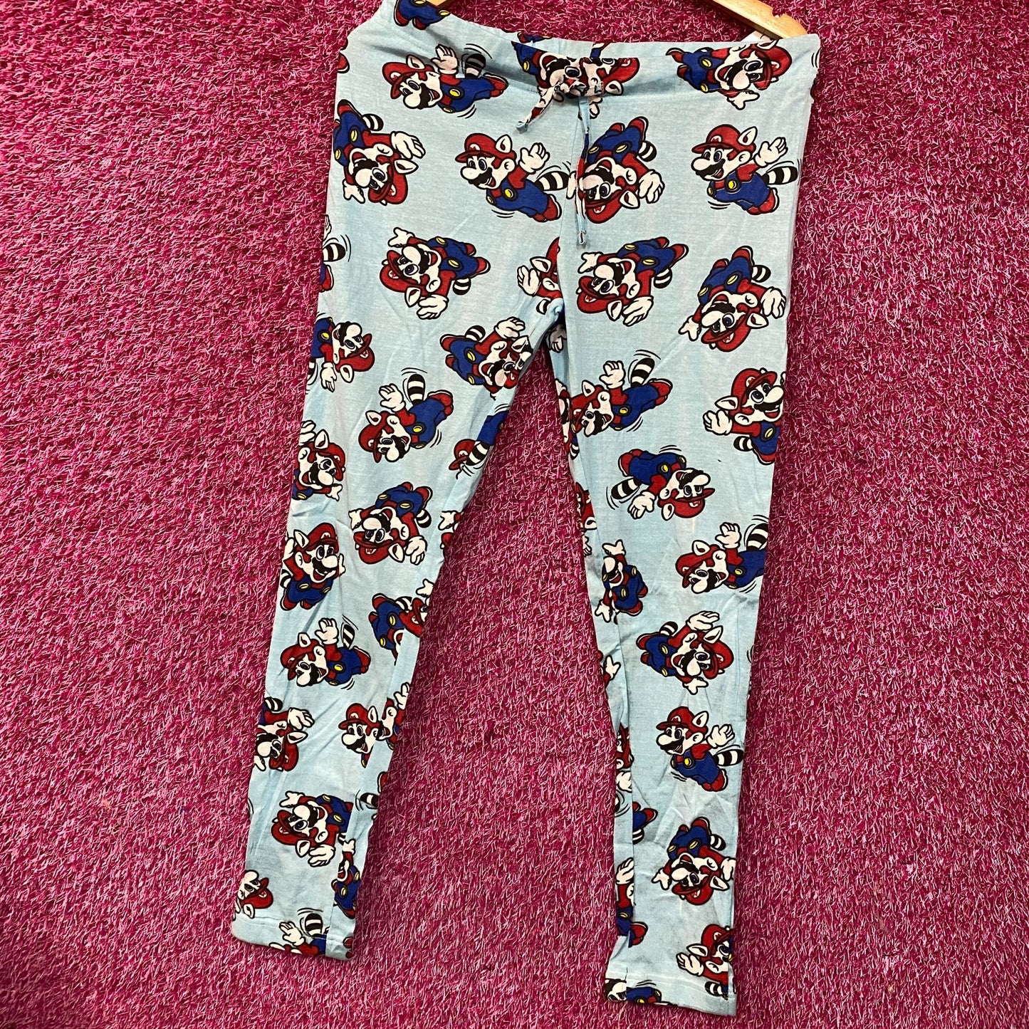 Nintendo Super Mario Bros. 3 Tanooki Suit Pajama Lounge Pants Large