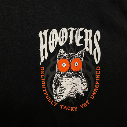 Ripple Junction Hooters Praise Happy Hour Graphic T-Shirt Medium