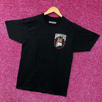 Ripple Junction Hooters Praise Happy Hour Graphic T-Shirt Medium